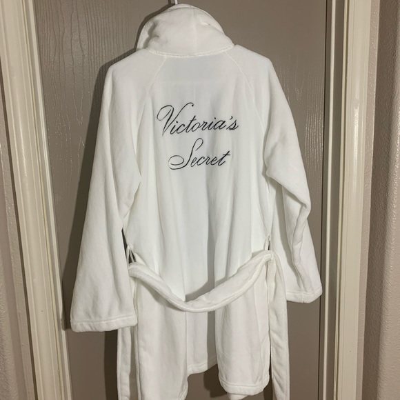 Victoria's Secret Other - 🎀Victoria Secret🎀Short Robe!